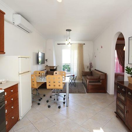 Kastoria Apartments ポリフロノ エクステリア 写真