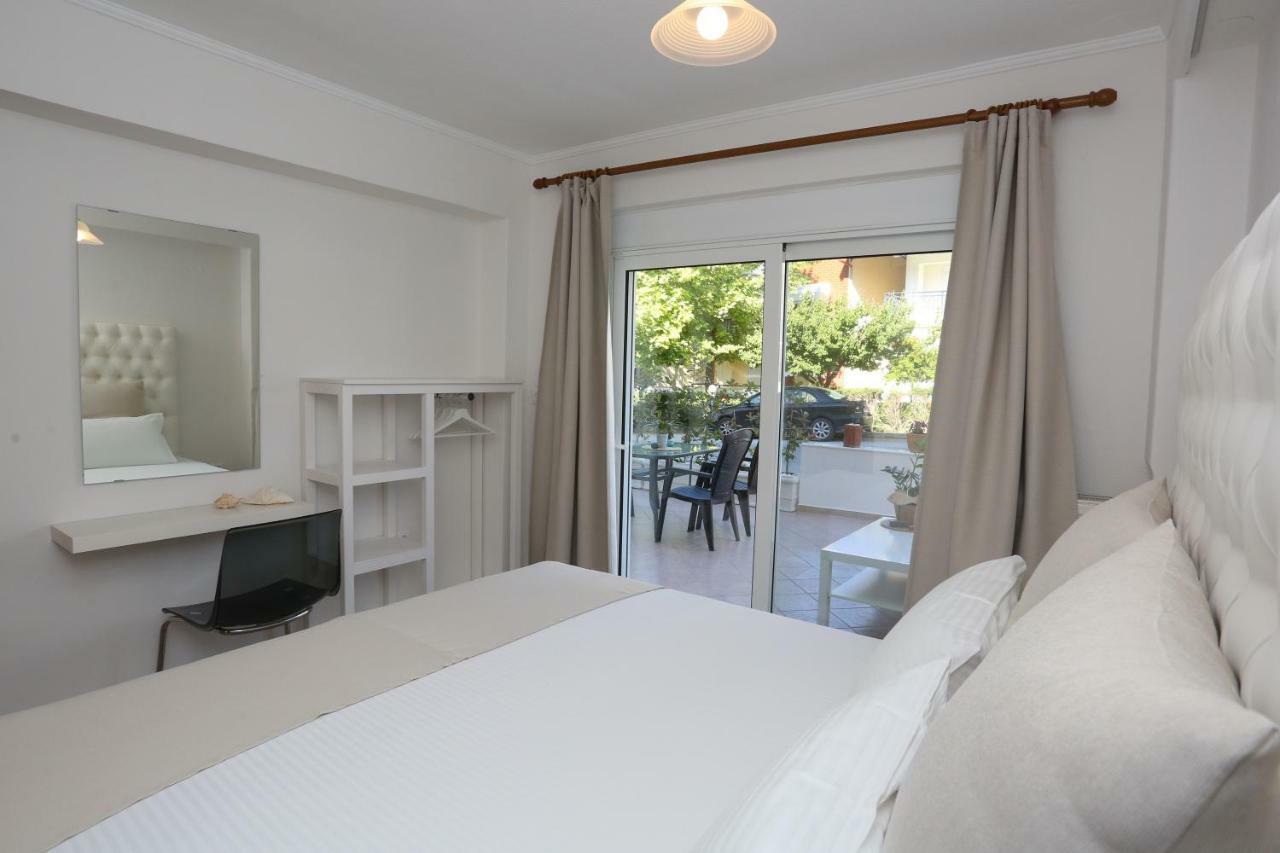 Kastoria Apartments ポリフロノ エクステリア 写真